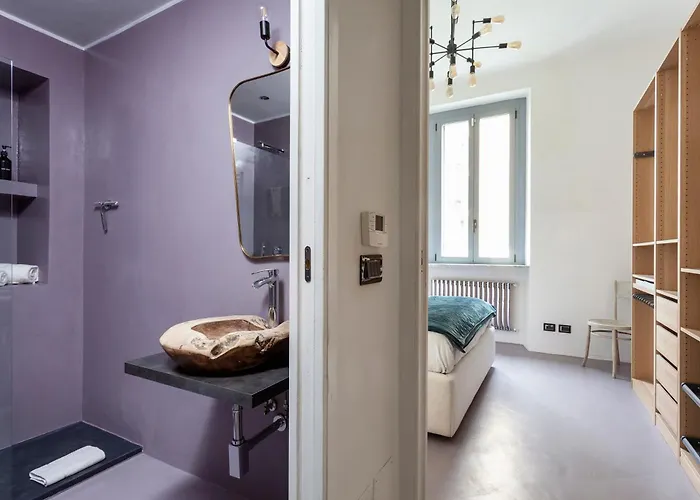 Stylish Industrial Flat דירה