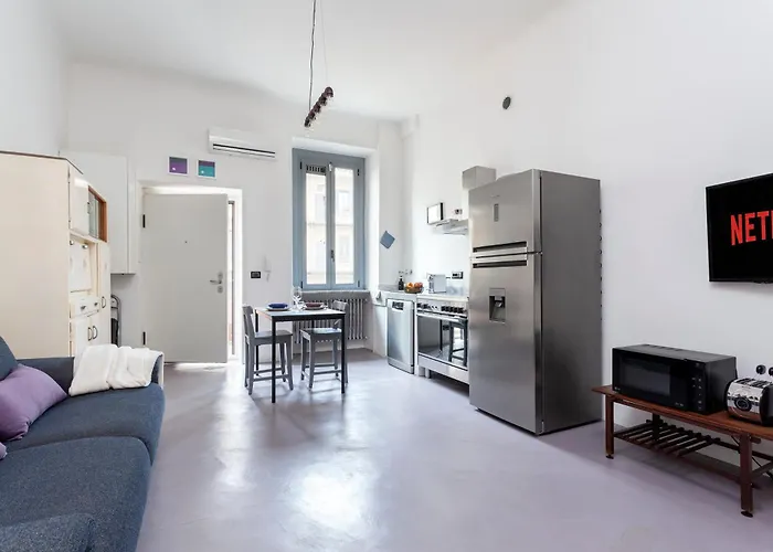 Stylish Industrial Flat דירה מילאנו