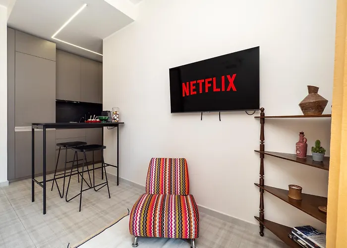 Stylish Flat With Balcony - 15 Min To Duomo * Milán