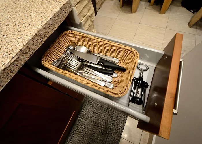 Meraviglioso Deluxe, Design Zen 2 2 Bagni Privati - Potente Wi-fi Ottimo Il Collegamento Con Aeroporto Di Malpensa E Rho Fiera, Vicino A 3 Linee Metropolitane Lejlighed