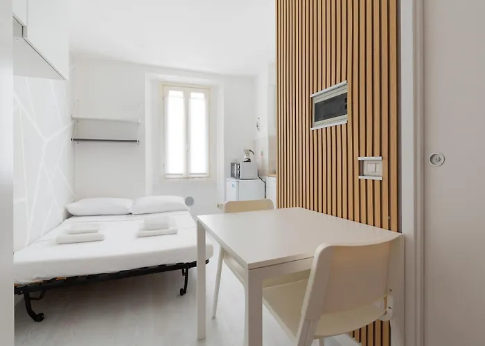 Guesthost - Cosy -m3 Yellow Line Affori Fn