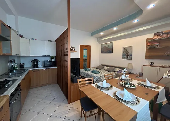 Your In - Elegant & Comfortable Apartament *