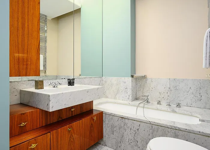 公寓 Classbnb - Spacious 20 Minutes From The Center *