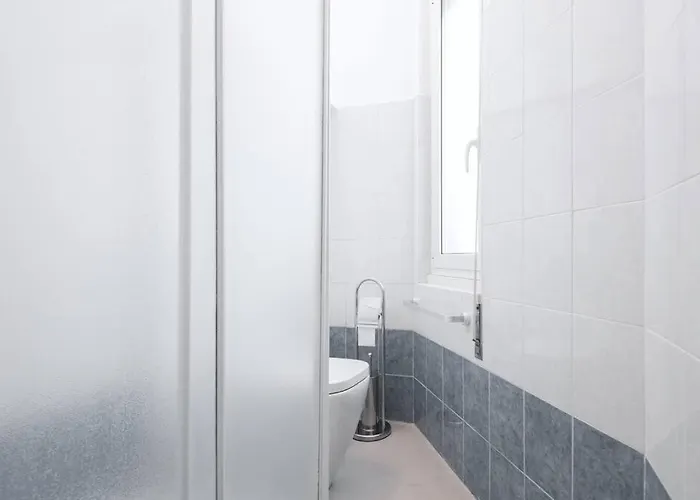 Easylife - - Montenero 4 - Porta Romana * Milano