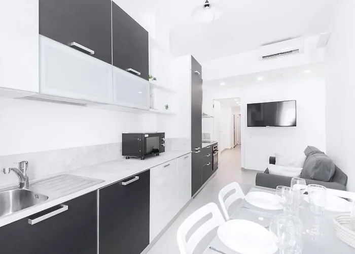 Easylife - - Montenero 4 - Porta Romana