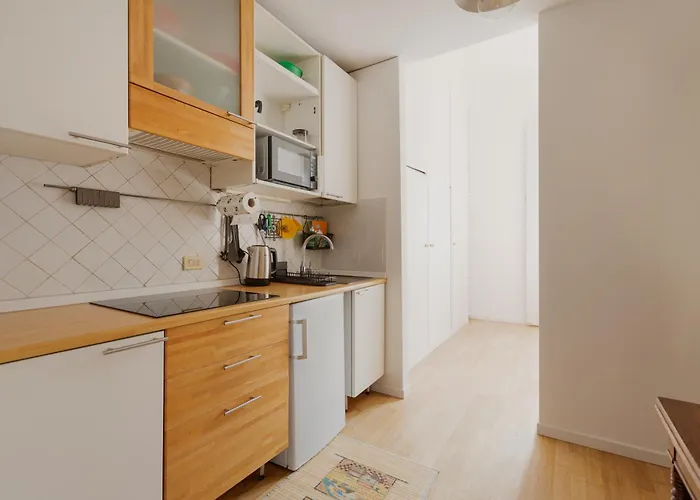 Guesthost - Garibaldi & Isola District Functional Milano