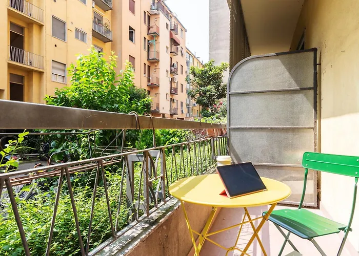 Salutati Flexyrent Ac Apartment