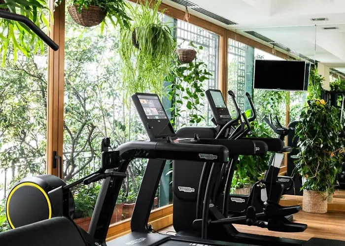 Grand Et De - The Leading Of The World