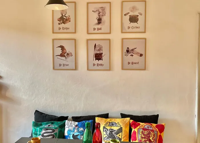 Harry Potter House - 10 Min To