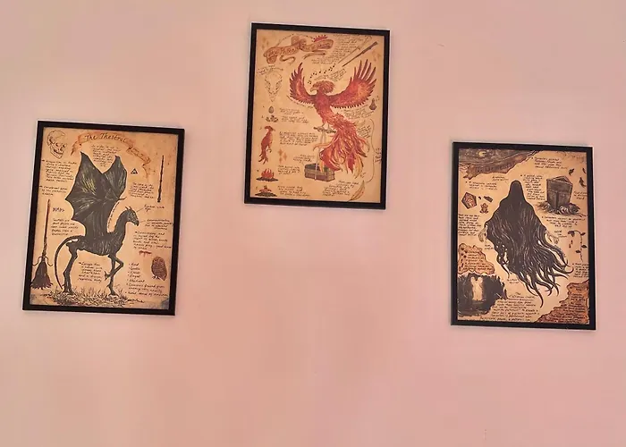 Harry Potter House - 10 Min To *