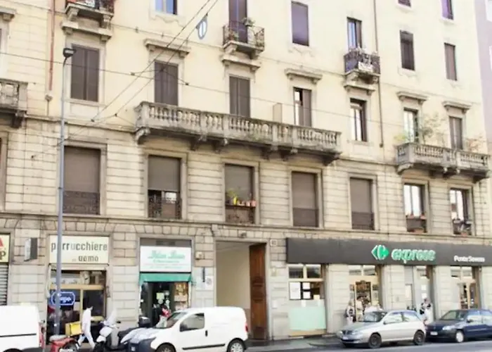 Yr Station - 5 Min Walk To Metro & Trains Apartmán Milán