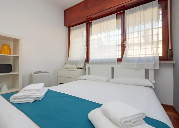 Xenia - Renovated Two-room In Fiera Area