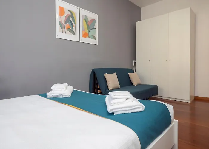 Xenia - Renovated Two-room In Fiera Area Milán