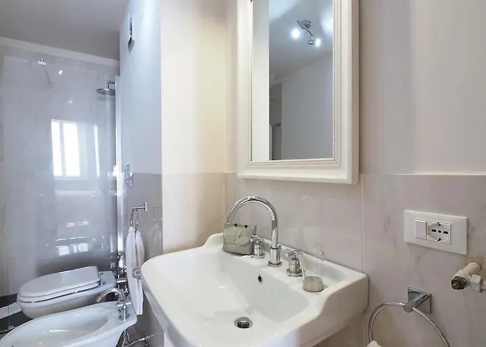 Apartmán Contempora - Spacious One-bedroom For 4 People - Castello Sforzesco