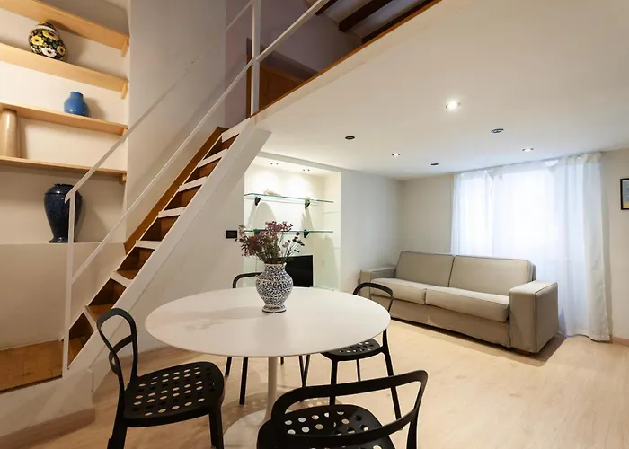 Youhosty - Confalonieri 21 Μιλάνο