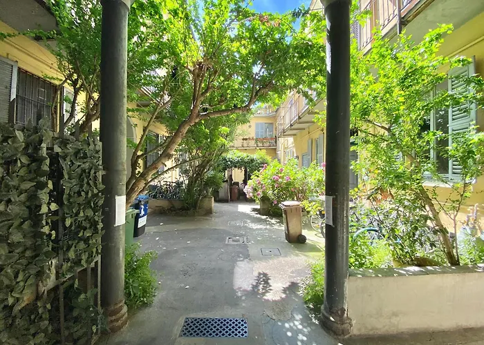 In Coorte Di Prestigio Salutati 公寓