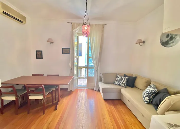 In Coorte Di Prestigio Salutati