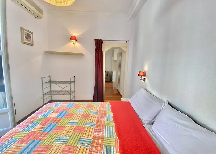 In Coorte Di Prestigio Salutati 公寓