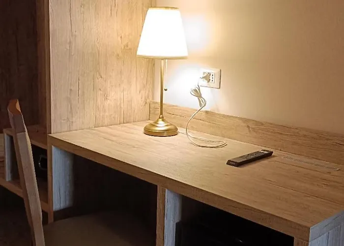 Πανσιόν Station Group - Via Ponte Seveso 18