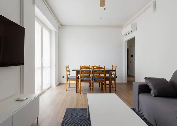 Guesthost - Corso Lodi Modern With Balcony