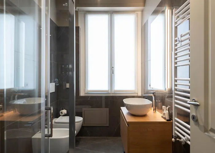 Heart Duomo Missori 米兰