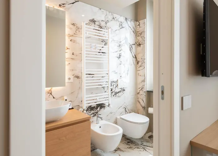 Heart Duomo Missori 公寓 *