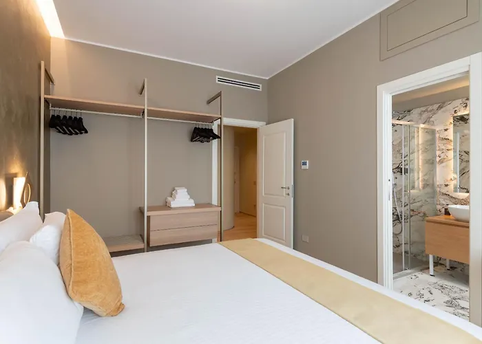 Heart Duomo Missori 公寓