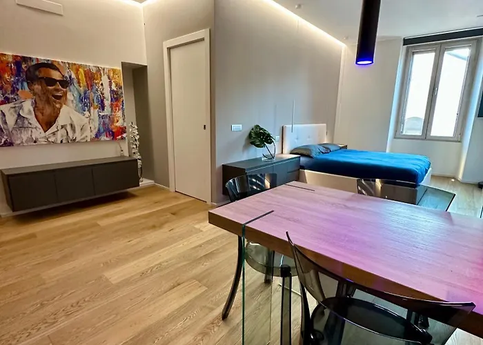 Luro - Fondazione Prada - Metro M3 Apartamento