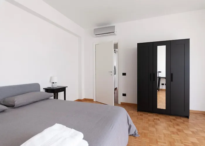 Youhosty- Terragni 31 Apartament