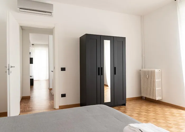 Youhosty- Terragni 31 *