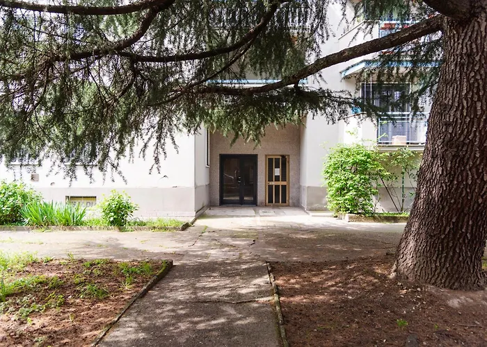 Youhosty- Terragni 31 Apartament