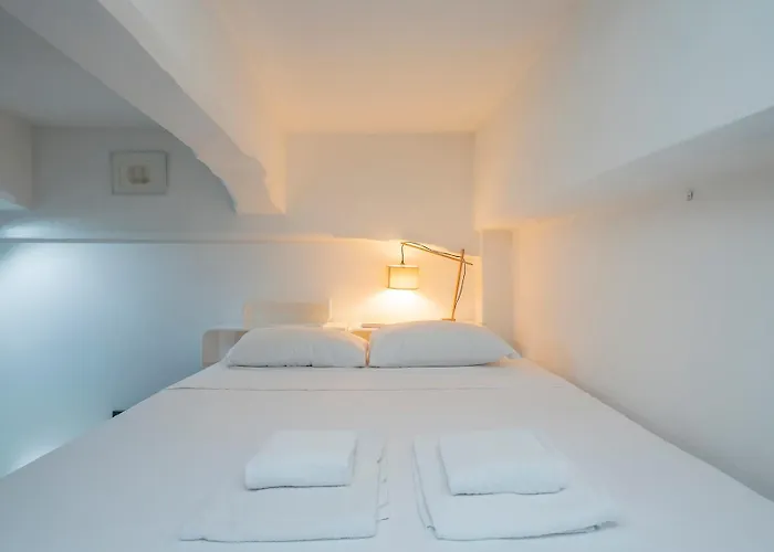 Youhosty - Porta Romana Sx *