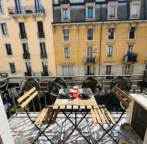 Sempione Comfort Con Balcone A Apartment Mailand