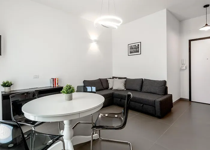 Stayeasy Piane56 Panoramic Next To M5 Metro Milán