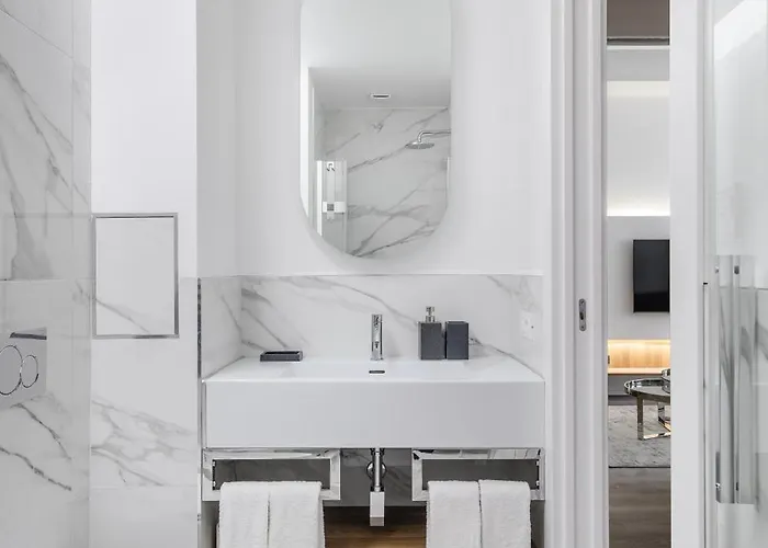 San Babila Luxury * Milan