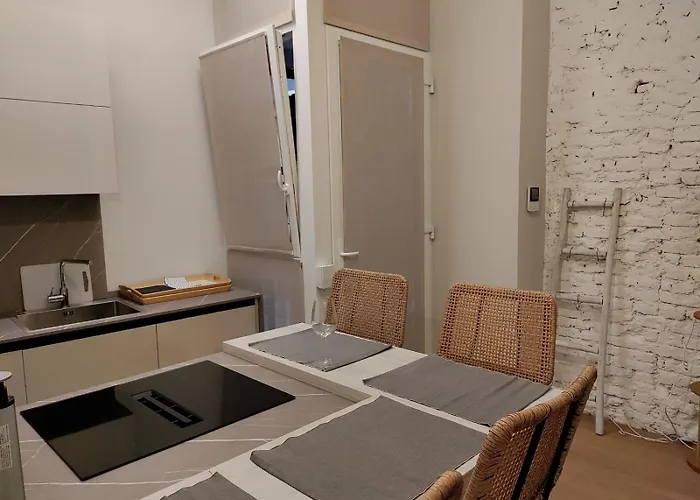 Ticinese Daire Milano