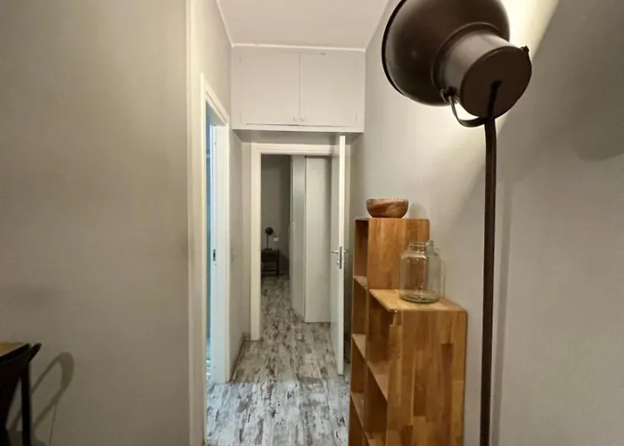 In Garibaldi Station And Self Check In 4 People Apartman Milánó