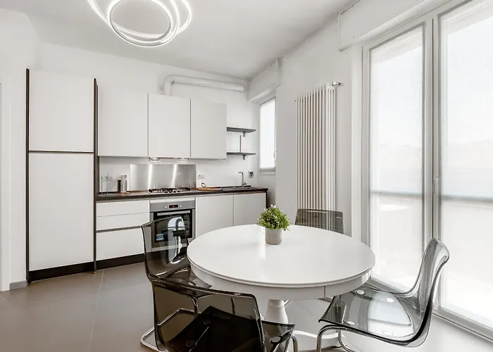 Stayeasy Piane56 Panoramic Next To M5 Metro * Milán