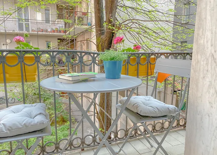 Santorsola 5 - Modern Duomo Apartmán