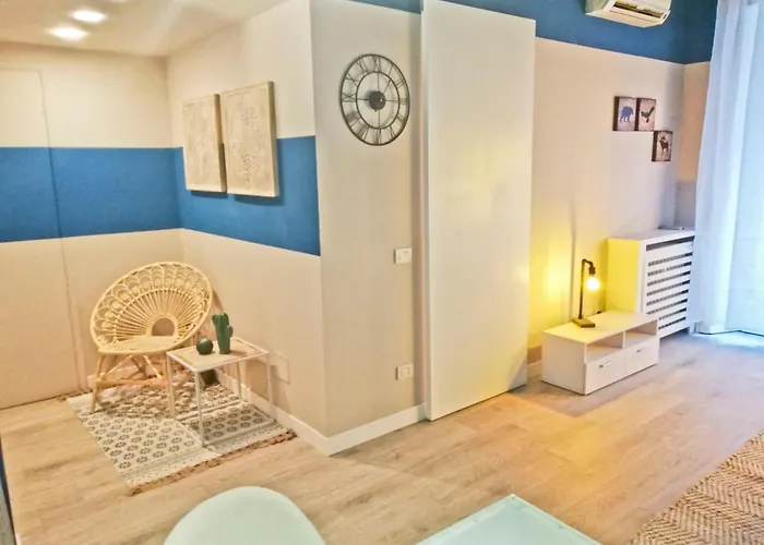 Santorsola 5 - Modern Duomo Apartmán *