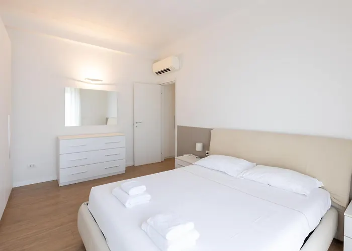 Ampio Bilocale Dateo - Mirable Pm *