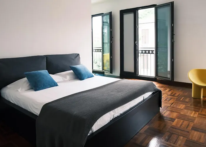 Comecasa Glamourous Porta Romana Apartmán