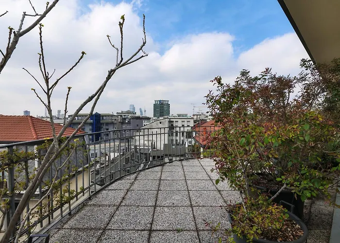 Appartement Luxury Penthouse With Rooftop Terrace