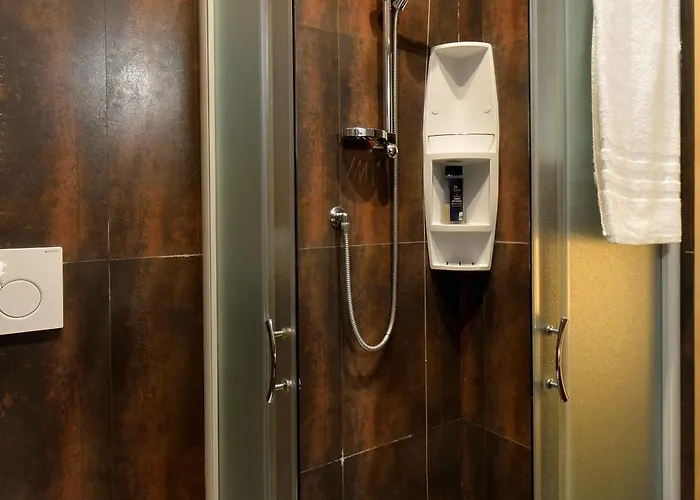 Daire Deluxe Stile Industrial Centro Milano, Potente Wi-fi, 3 Linee Metropolitane- Collegato Direttamente Con Aeroporto Di Malpensa E Rho Fiera In 10 Minuti