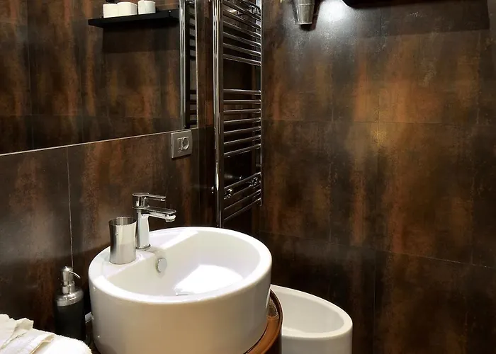 Apartman Deluxe Stile Industrial Centro Milano, Potente Wi-fi, 3 Linee Metropolitane- Collegato Direttamente Con Aeroporto Di Malpensa E Rho Fiera In 10 Minuti *