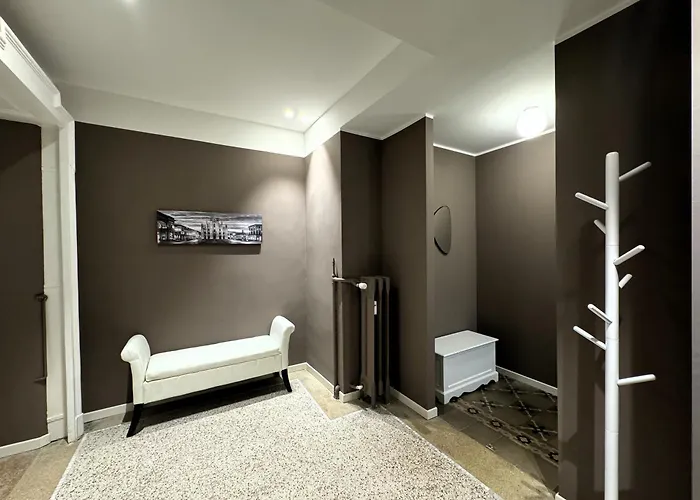 In Historic Building- Porta Venezia *