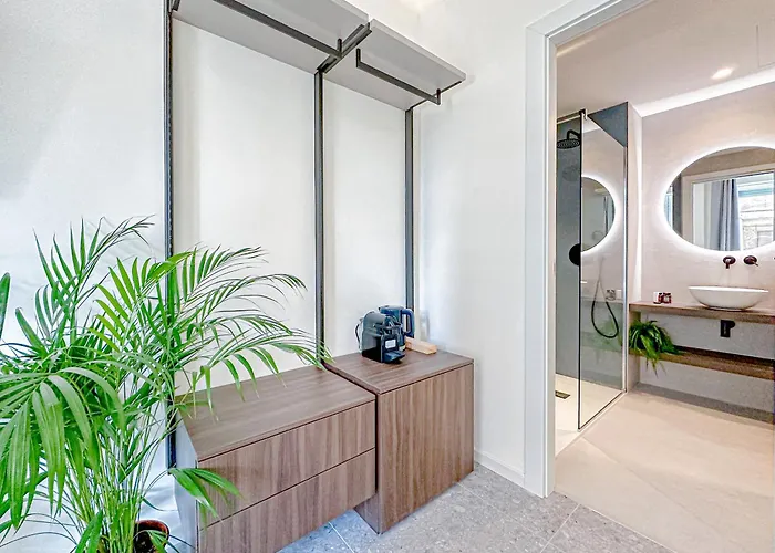 Porta Venezia - Luxy - 6 ゲストハウス 3*