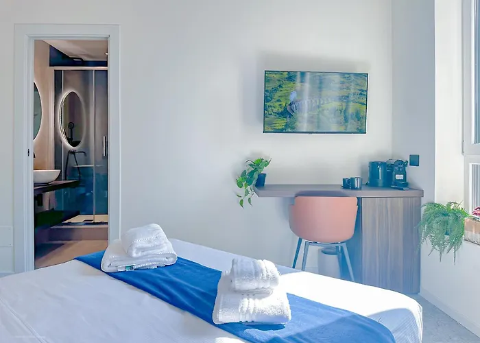 Porta Venezia - Luxy - 6 ゲストハウス 3*