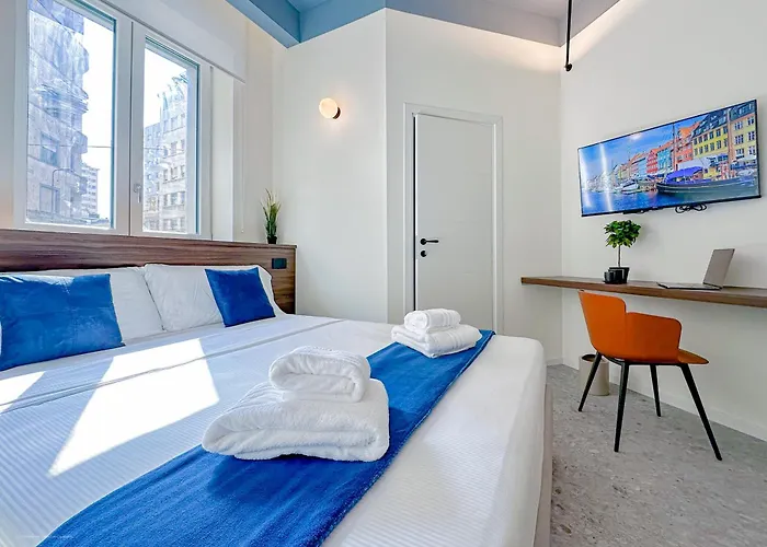 Porta Venezia - Luxy - 6 ゲストハウス 3*