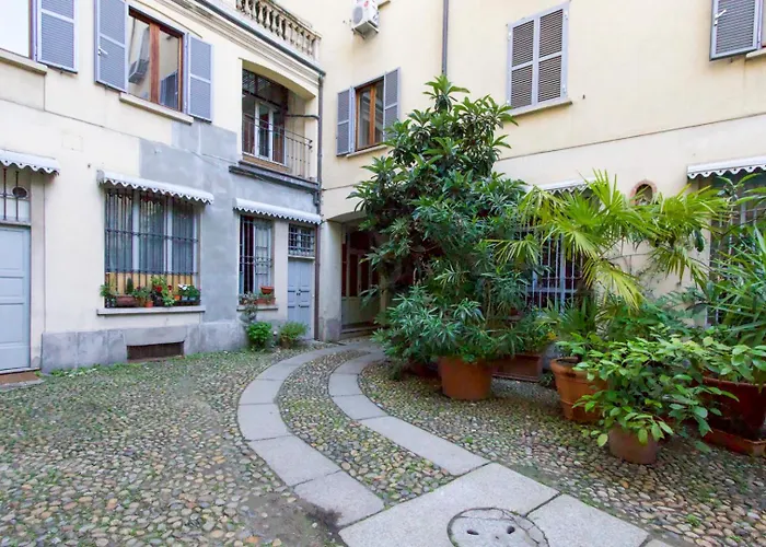 Apartamento Elegante Dimora Garibaldi - 15 Min To Duomo Milão